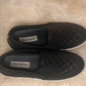 Steve Madden shoes eccentric black